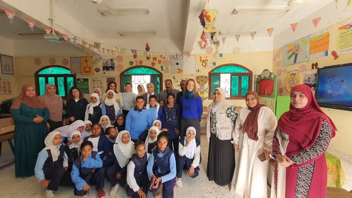 وفد حكومي ألماني يشيد بتجربة التعليم المجتمعي بالزينية خلال زيارة ميدانية لتعليم الأقصر